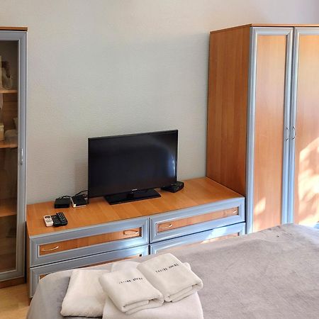 Home-Hotel Apartments On Maidan Nezalezhnosti Square Киев Екстериор снимка
