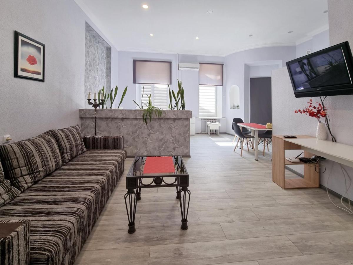 Home-Hotel Apartments On Maidan Nezalezhnosti Square Киев Екстериор снимка