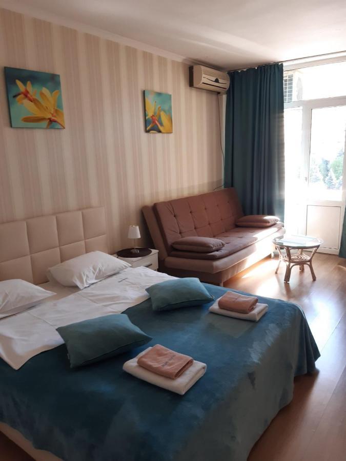 Home-Hotel Apartments On Maidan Nezalezhnosti Square Киев Екстериор снимка