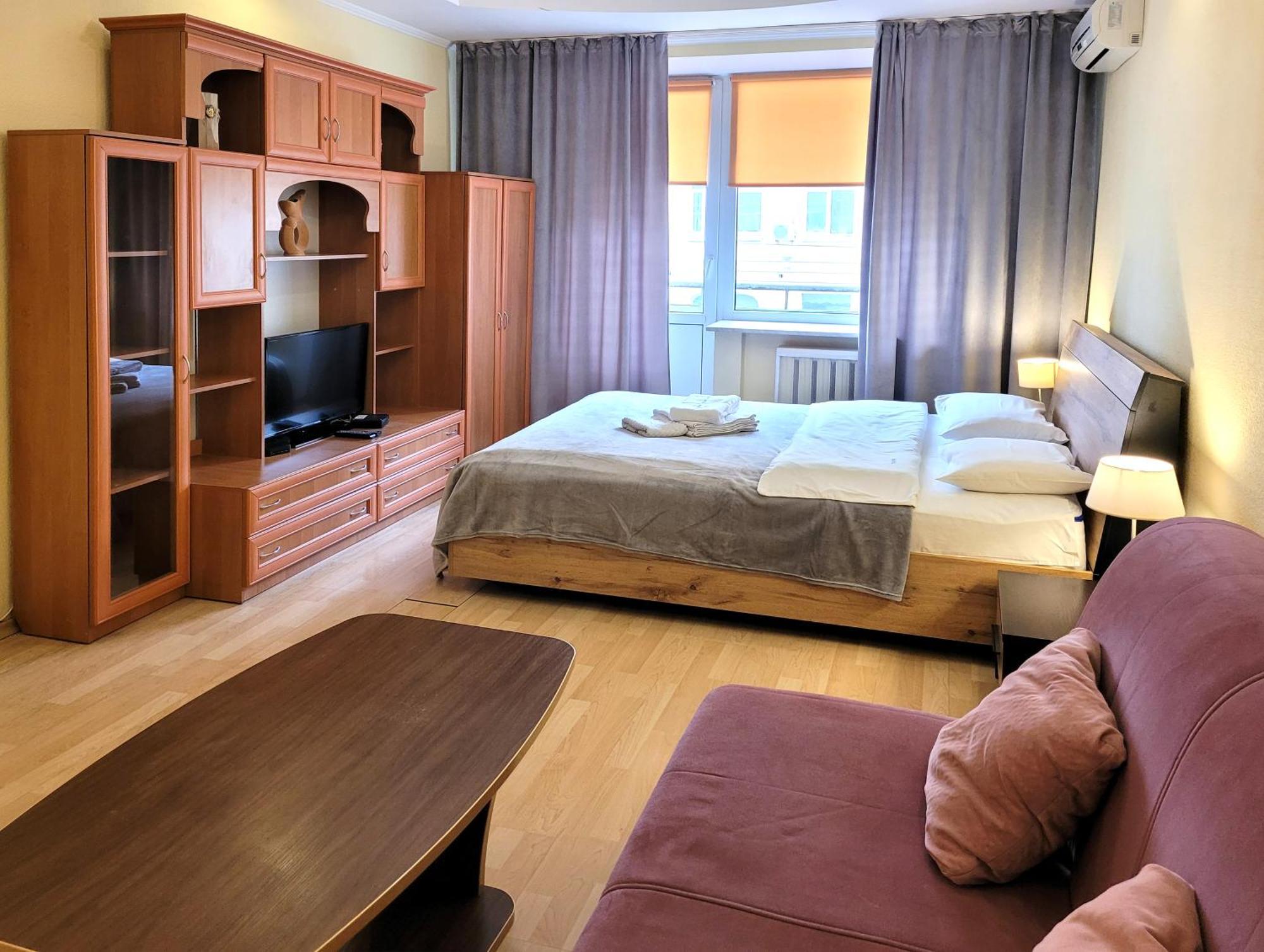 Home-Hotel Apartments On Maidan Nezalezhnosti Square Киев Екстериор снимка