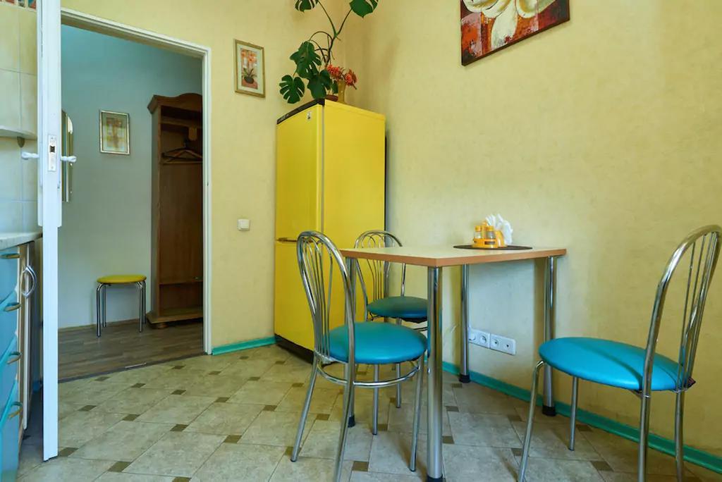 Home-Hotel Apartments On Maidan Nezalezhnosti Square Киев Екстериор снимка